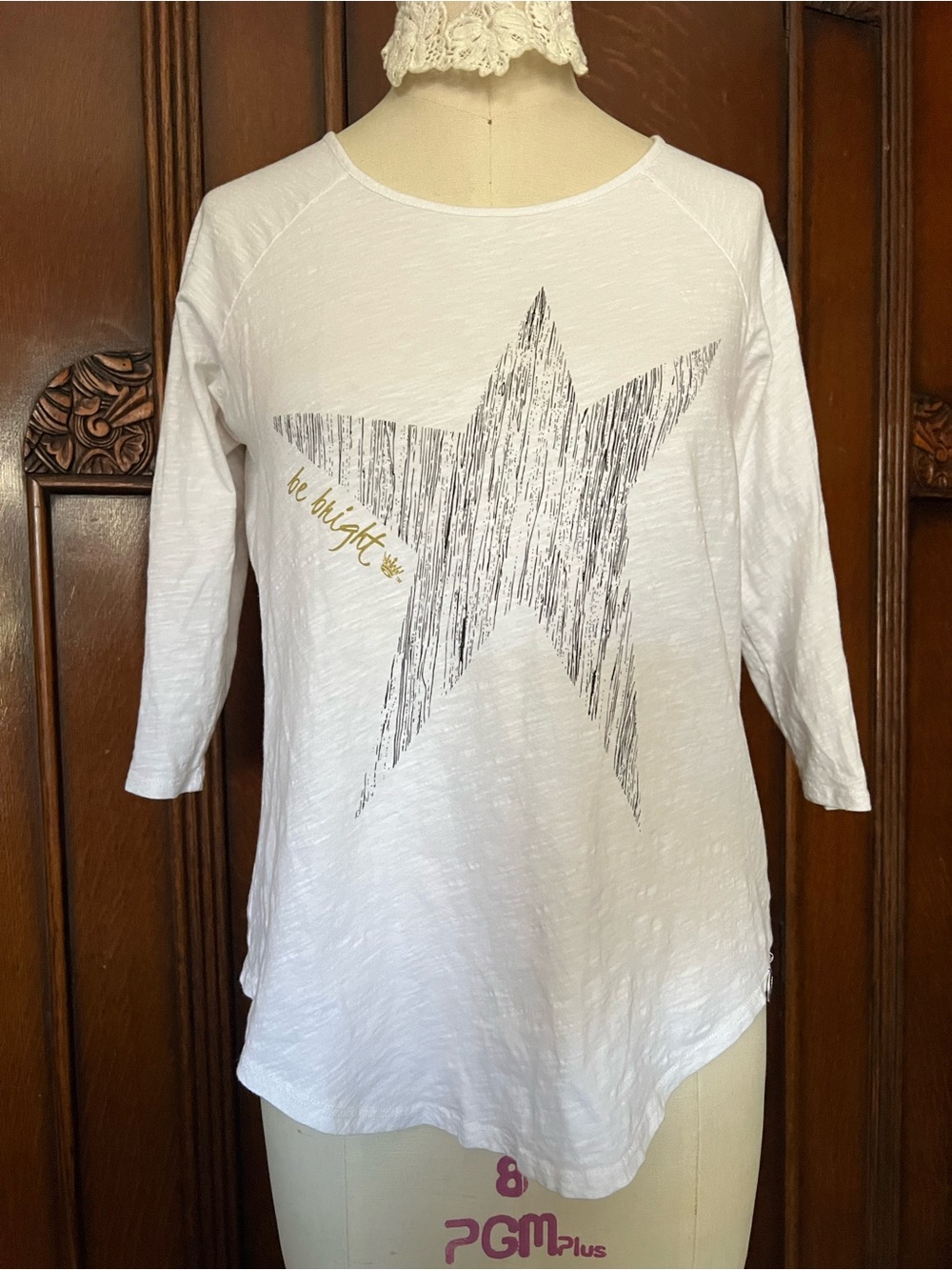 Crowned Free White 3/4 Sleeve Tee w/ Gold Script “Be Bright” Size M